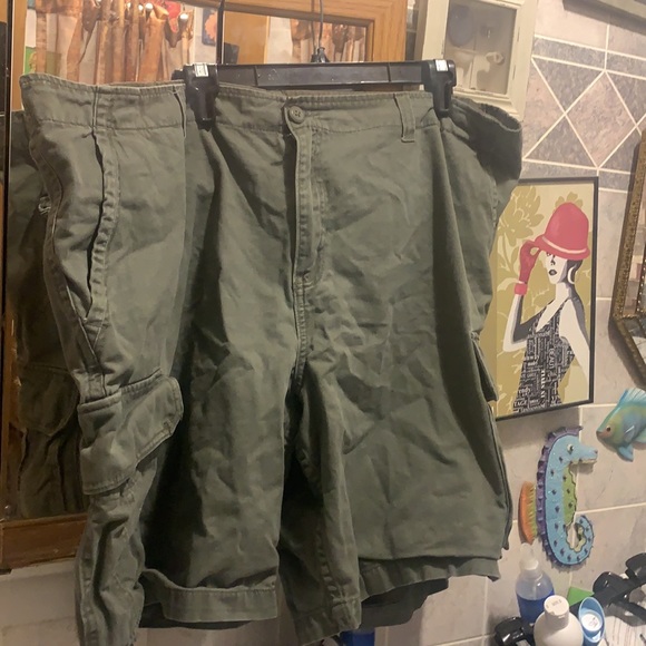 Faded glory shorts - Picture 2 of 5